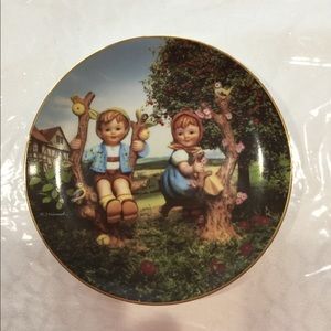 Hummel decorative plate